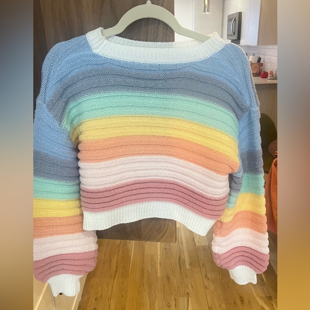 SHEIN Pastel Rainbow Stripe Cropped Crewneck Sweater